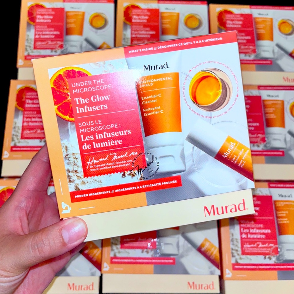 Murad - UNDER THE MICROSCOPE: The Glow Infusers